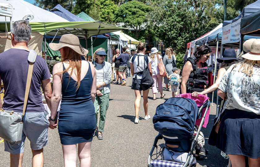 People shopping at the Mosman Farmers Market in Georges Heights, Headland Park.